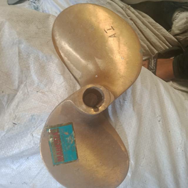 TERLARIS baling kuningan d2xL300 as 1" / L250 kipas baling kapal perahu daun2 , d2 x L300 , 2 daun ,
