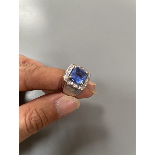 blue sapphire