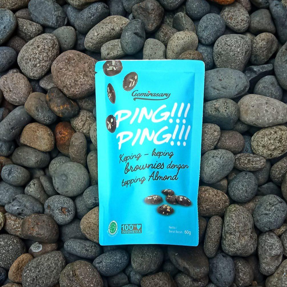 

Kuliner Unik Brownis Keping Almond