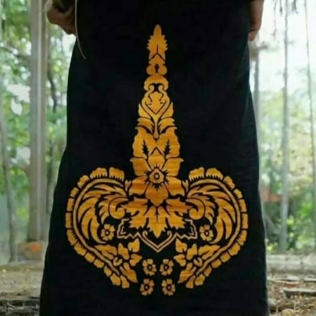 Sarung batik solo