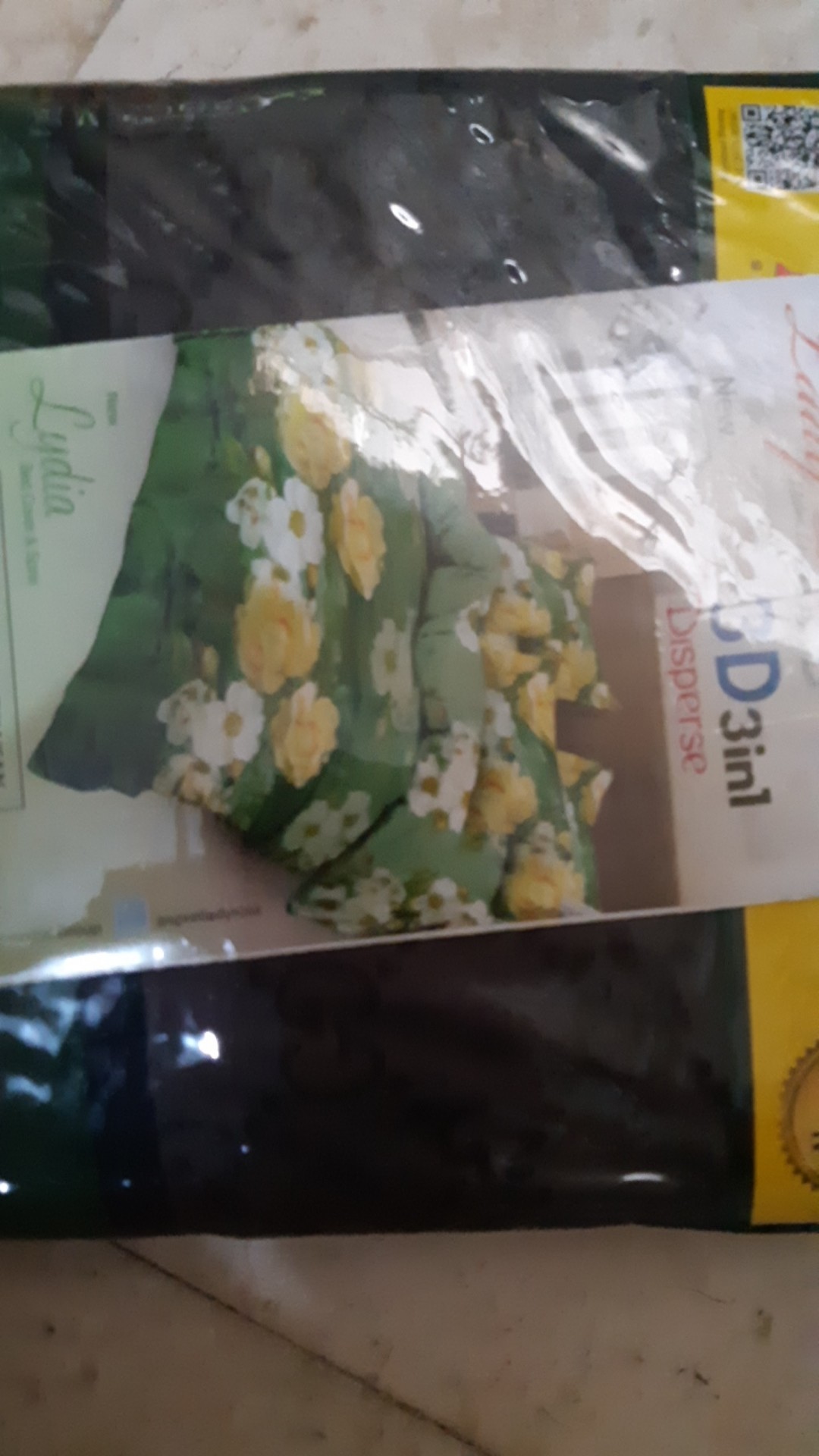 Sprei Lady Rose Uk. King (180x200) Dan Uk. Queen (160x200) Motif Louise, Gisel, Aurel Dan Gc