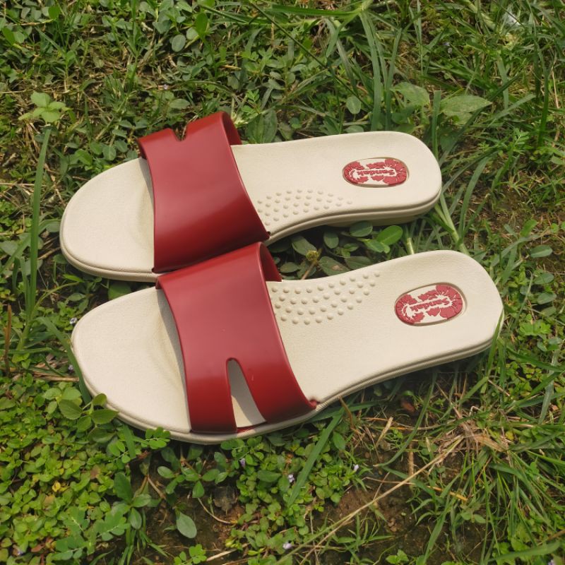 SANDAK odi seya by BATA Sandal Wanita ODISEYA (maroon)