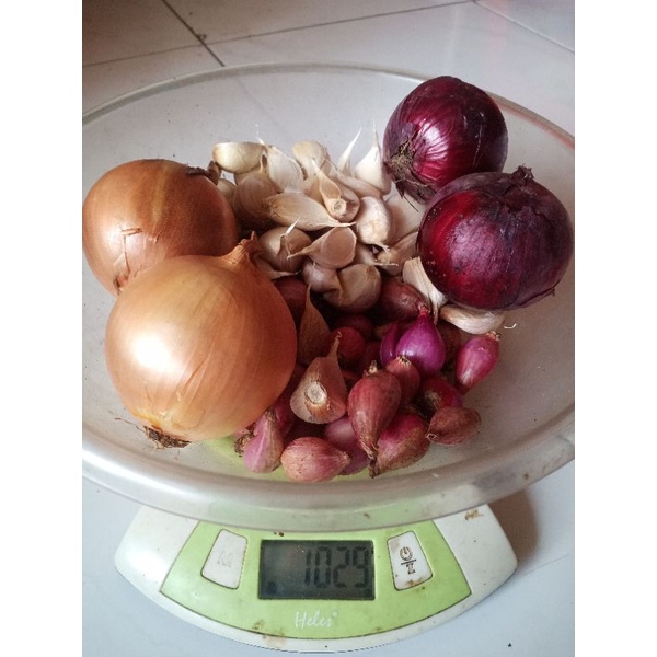 

bawang campur (remix) 1 Kg Fresh.