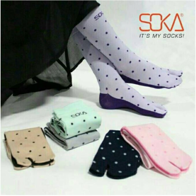 SOKA kaos kaki essential polkadot