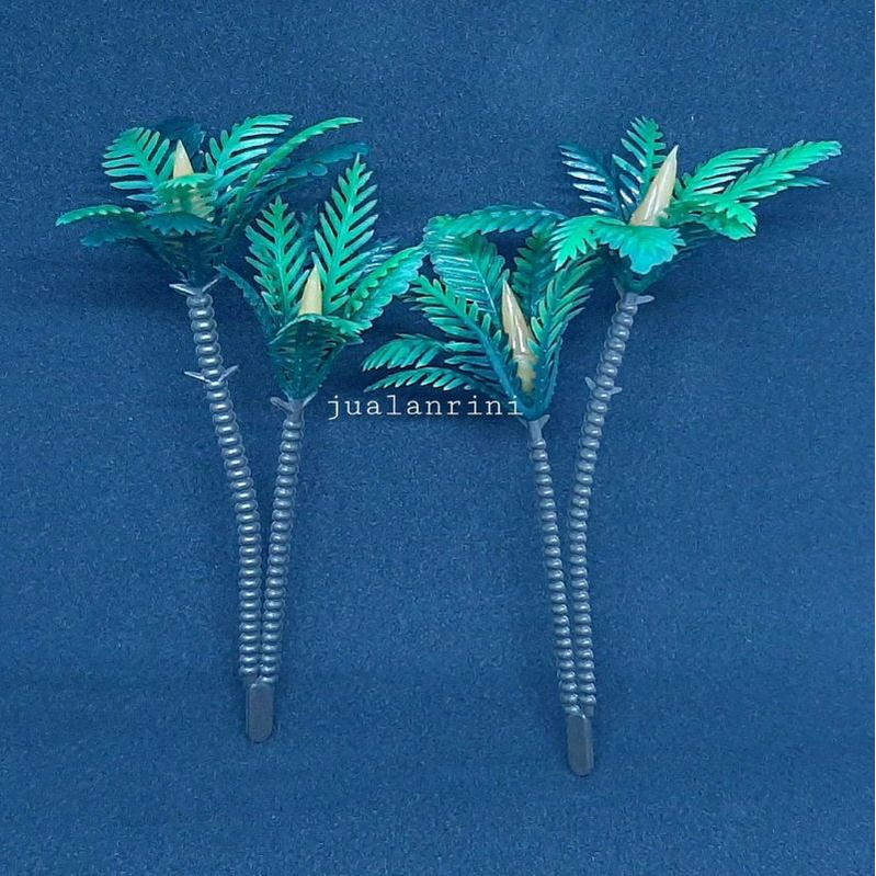Hiasan kue/ Topper kue pohon kelapa plastik