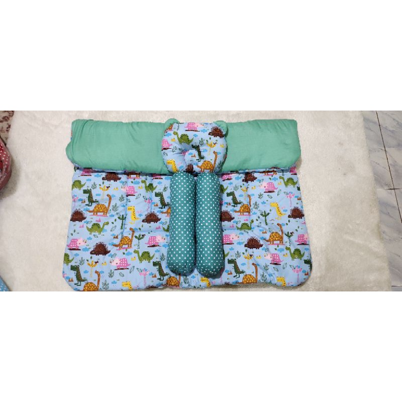 Bedcover bayi matras bantal guling bayi