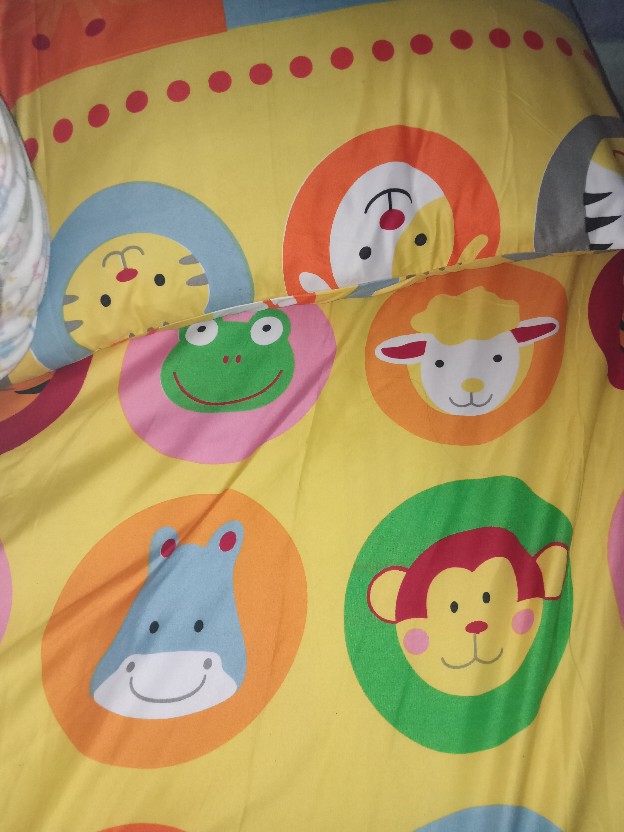 Sprei Homemade Red Geometry