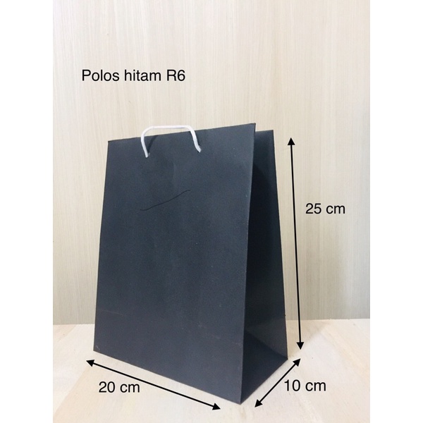 

paper bag Termurah R6 polos hitam size 20 x 10 x 25 (PxLxT) Tas Kertas | Tas Kado | Tas Souvenir | Tas Hajatan