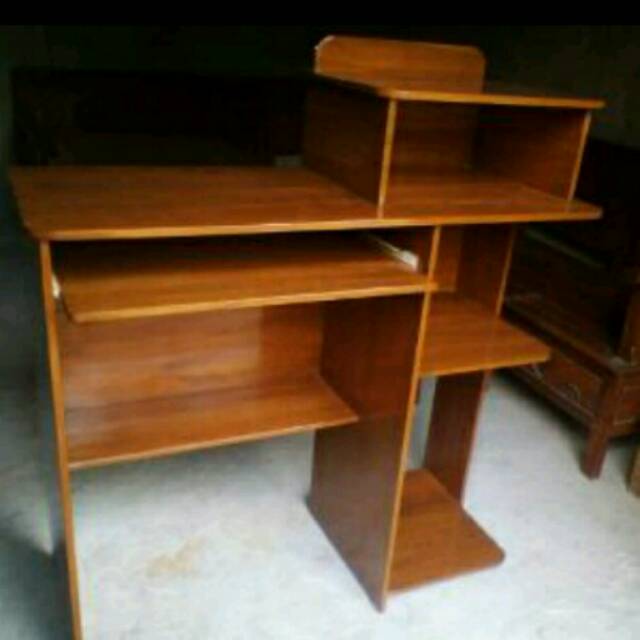 Meja komputer jati