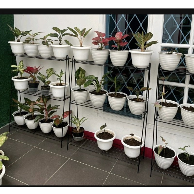 RAK BUNGA BESI / STANDING POT / RAK MINIMALIS SUSUN 3 / POT BUNGA / TANAMAN HIAS