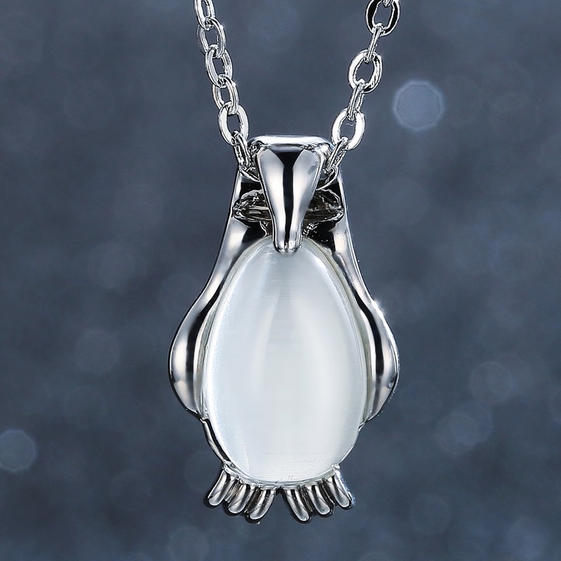 [Ready Stock]Cute Fashion Penguin Opal Necklace Pendant