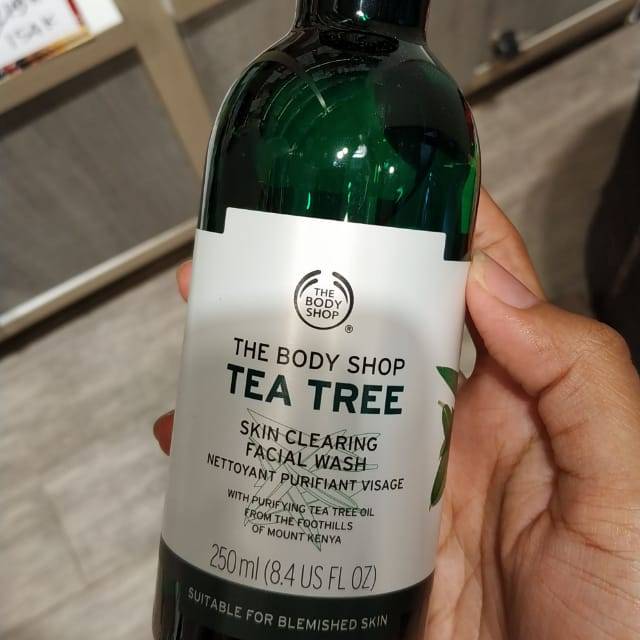 TEA TREE FACIAL WASH THE BODY SHOP