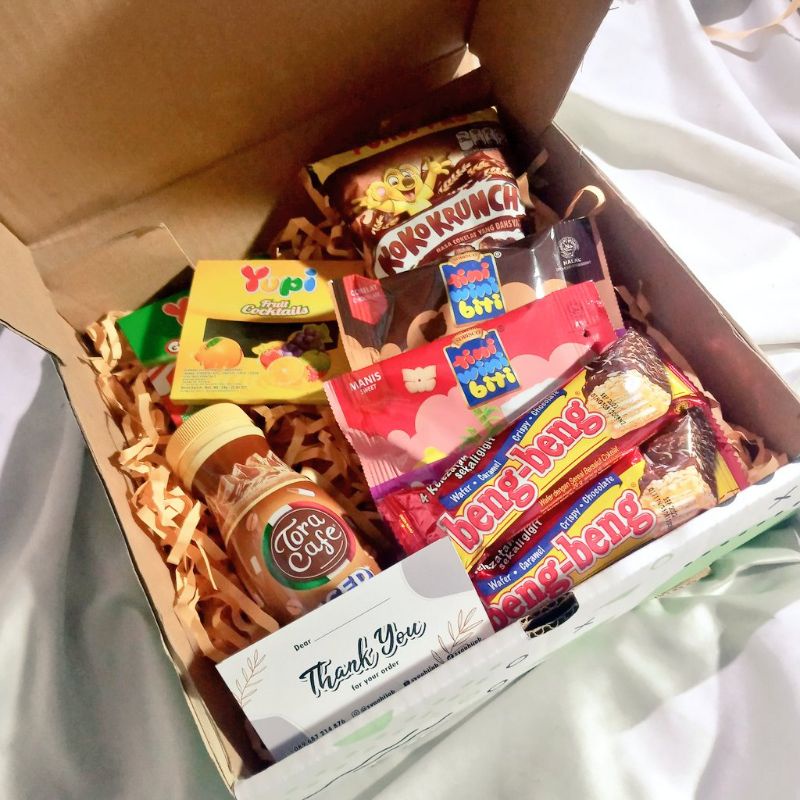 

lemari.joy | HAMPERS SNACK BOX