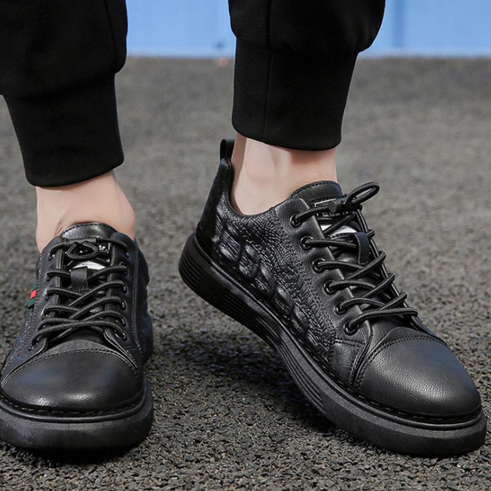(D-AAR) (☀) Sepatu Pria & Wanita Sneakers Kasual Crocodile OutdoorsMen Sepatu Kasual Kulit Buatan G-