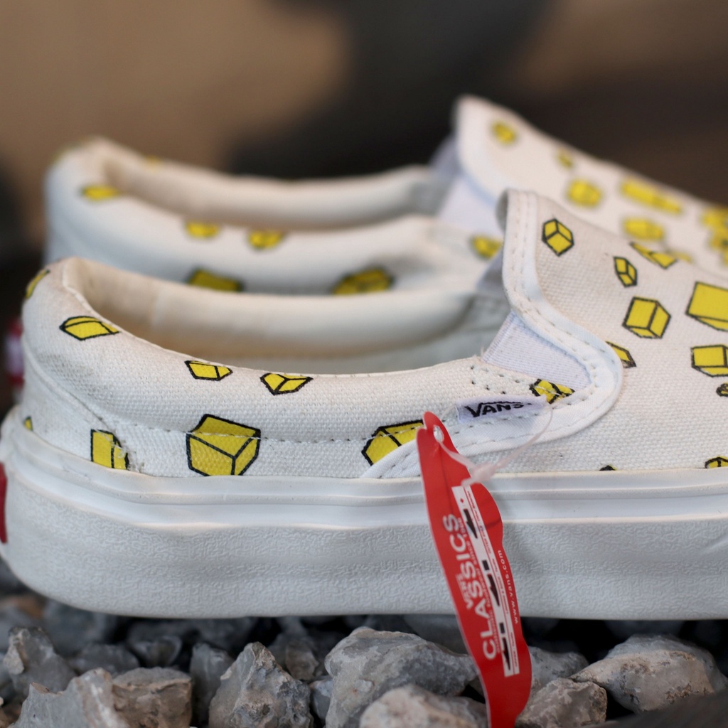 SEPATU KETS TERBARU SLIP ON VAULT OG X SPONGEBOB