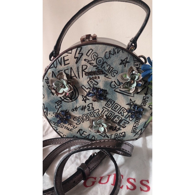 TAS GUESS ORIGINAL 100%