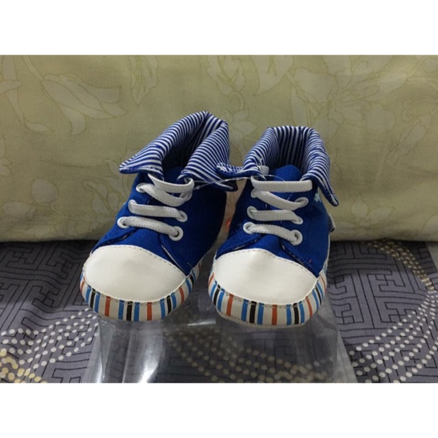 Sepatu Anak pipiniko