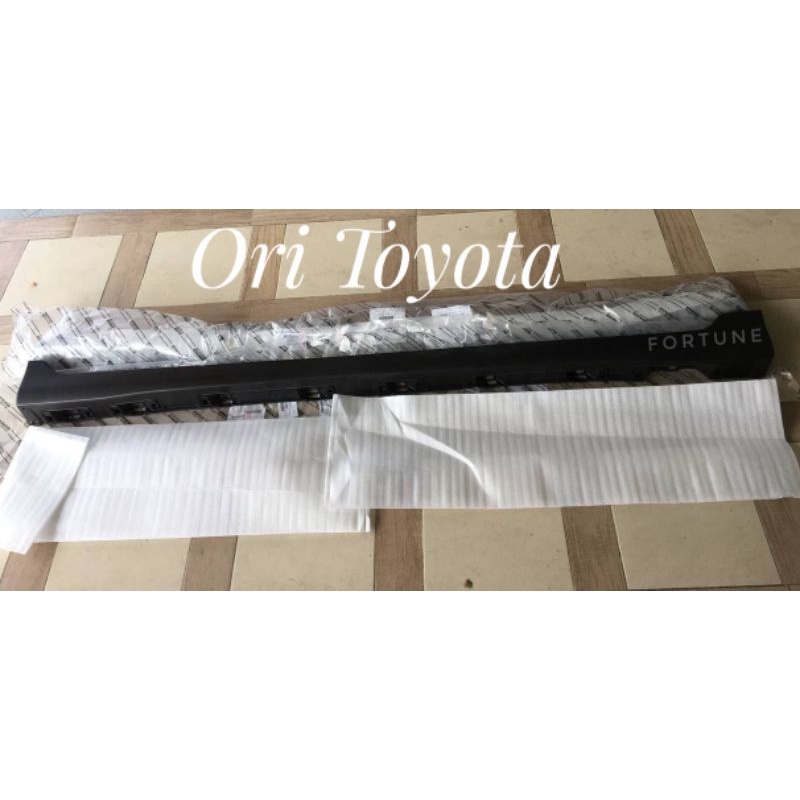 Cover Trisplang/ Bodi Kit/ Side Skirt Innova (2004-2015) Ori Asli Toyota