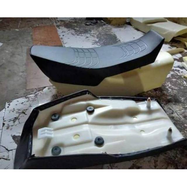 Jok Rx King Prahu - Jok Yamaha RX King Perahu modifikasi - Jok motor RX king tinggal pasang