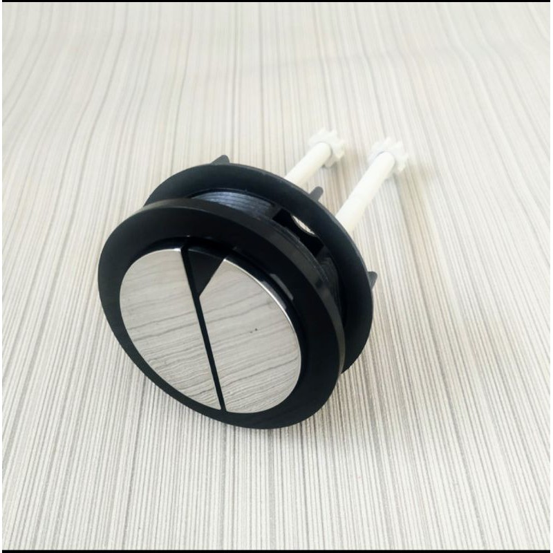 TOMBOL KLOSET DUDUK MONOBLOK. PENCETAN KLOSET DUDUK