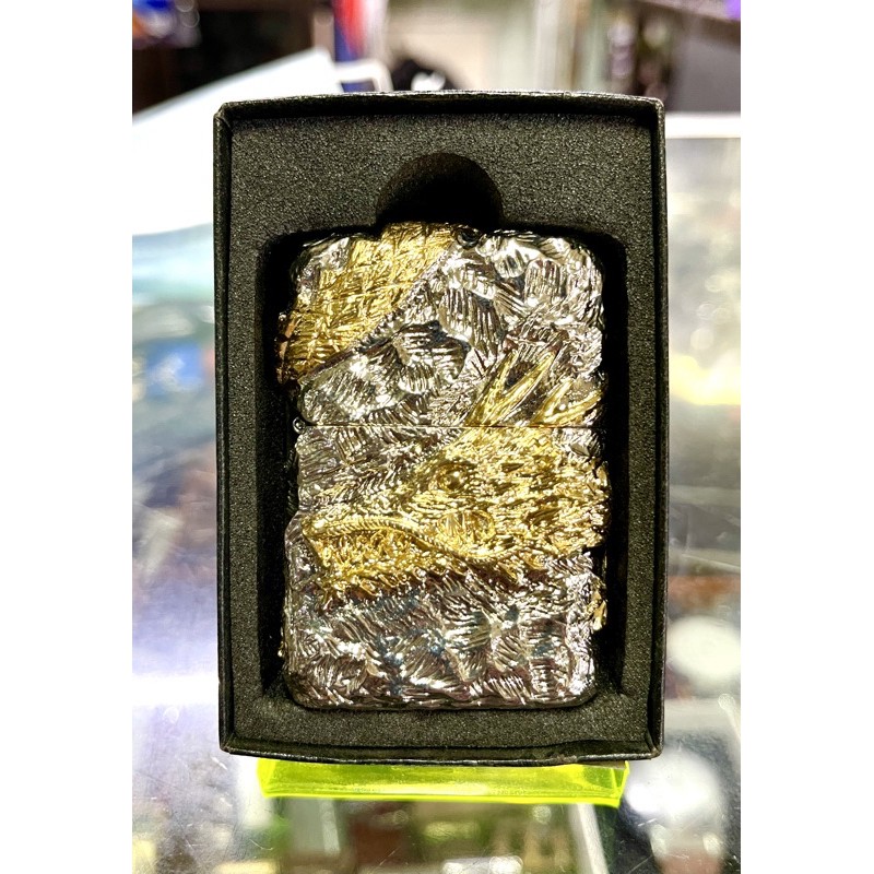 GangsarJaya3_ Authentic Japanese Metal Jacket 5 Sides Tornado Golden Dragon Zippo Lighter