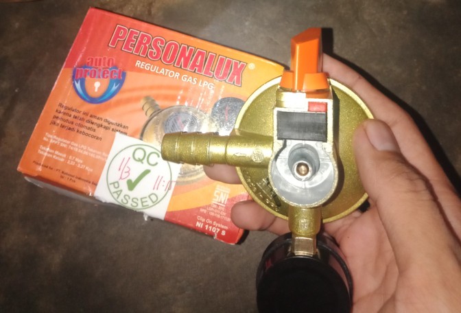 Regulator Kompor Gas Dengan Meter Merek Personalux