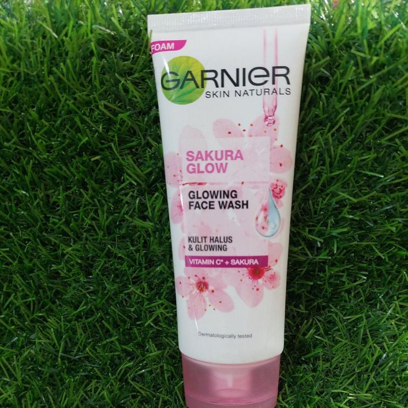 PROMO GARNIER SAKURA GLOW Glowing Face Wash100 ml(BESAR)/SABUN WAJAH PINK/GARNIER