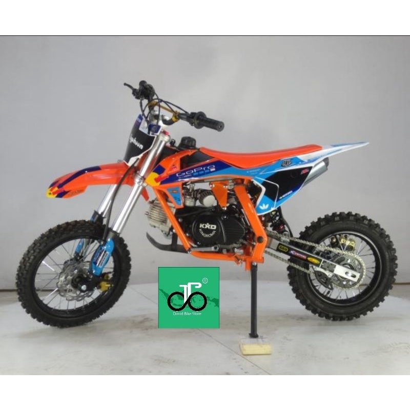 Motor Medium Trail Typhoon 125cc