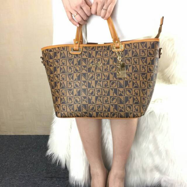 Restock 
Bonia Sampan 017 tas wanita import