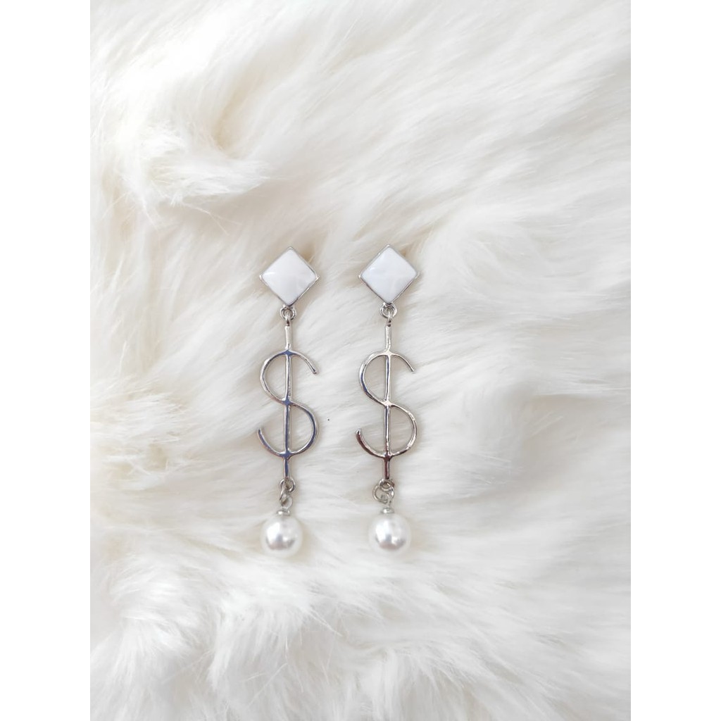Anting - Anting Q - Anting Wanita korea / Anting Terbaru / anting korea / Anting Lucu