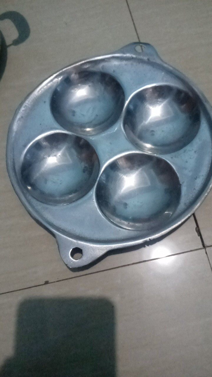 Cetakan Serbaguna 4 Lubang / Cetakan  Kue Cubit, Lumpur, Apem Free Sutil