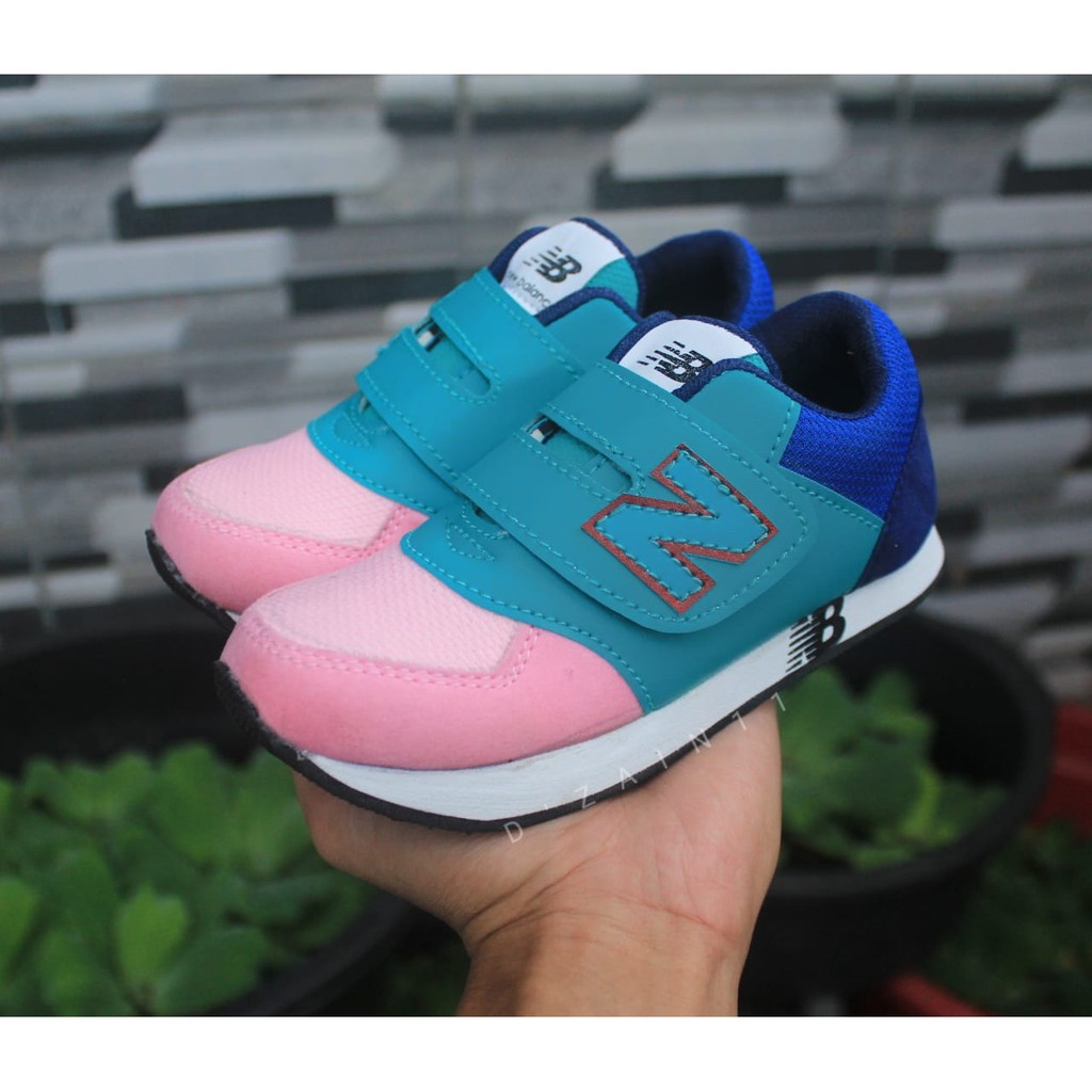 sepatu anak sneaker /sepatu anak sport/sepatu anak perempuan