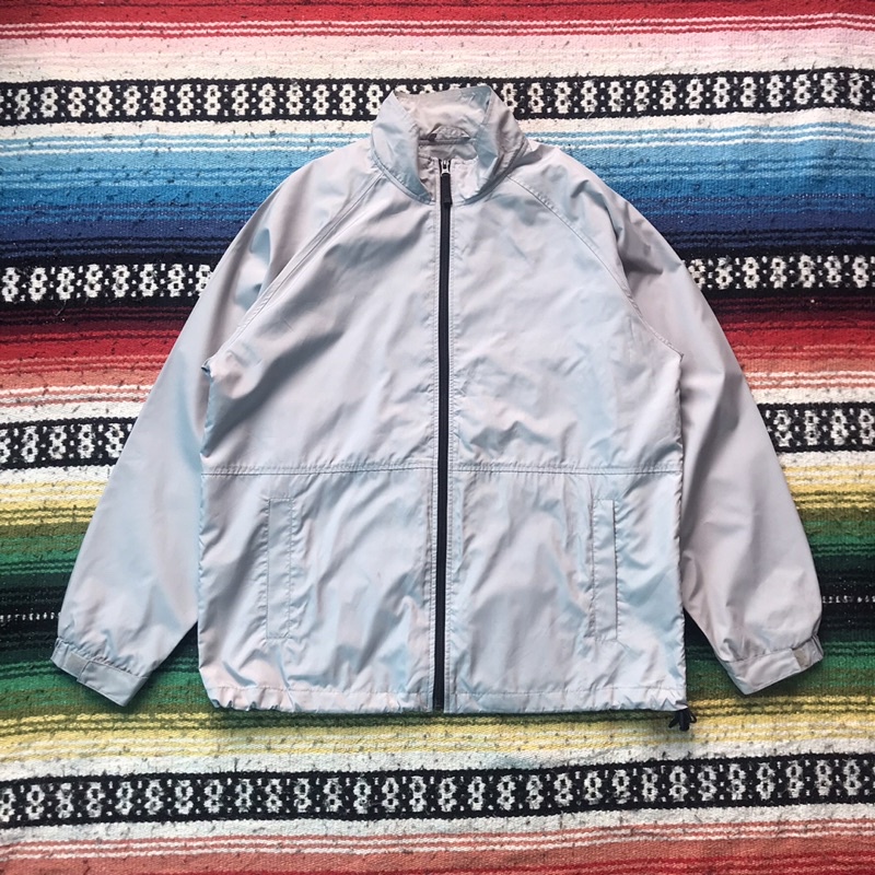 Uniqlo jacket / jaket running lari uniqlo outdoor