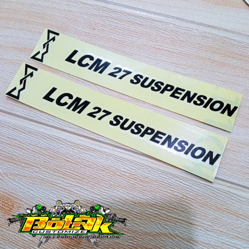 

Sticker LCM vietnam hitam dan putih