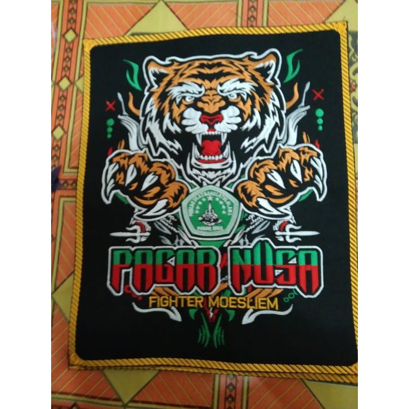 bet punggung pagar nusa