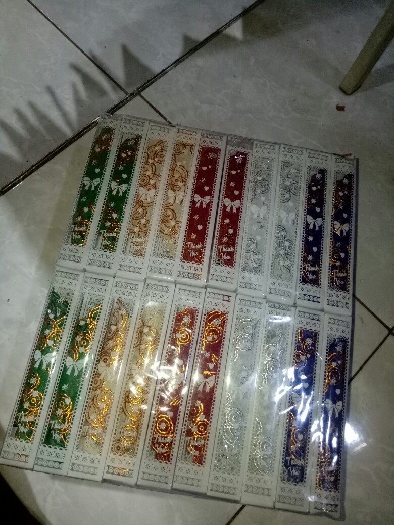 Isi 100pcs Souvenir Pernikahan Tatakan Gelas Mika Motif