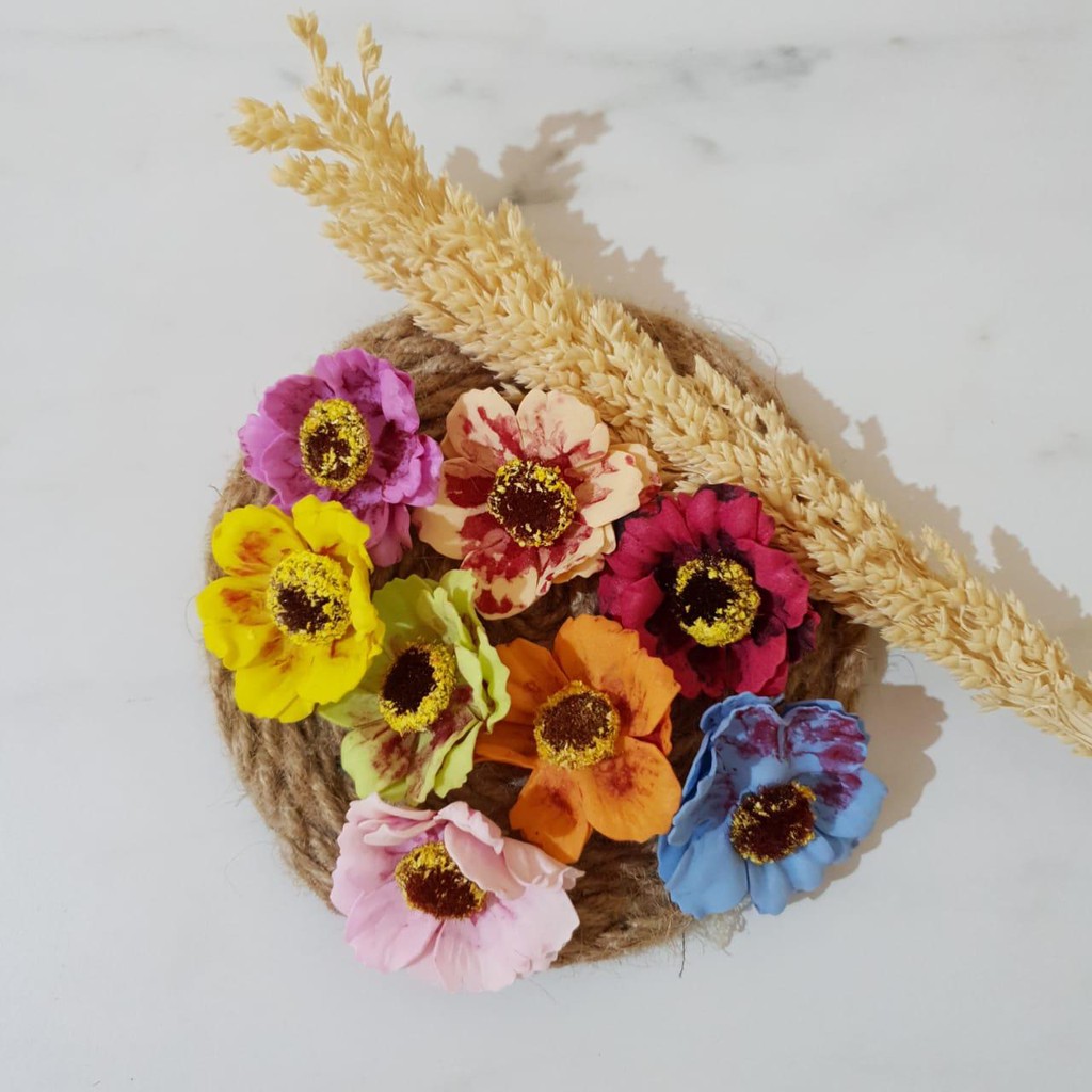 

BUNGA MATAHARI PUTIK BESAR/HARGA PERPCS