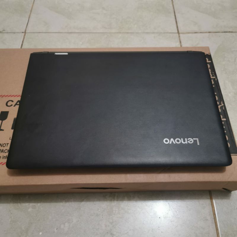 Laptop Lenovo ideapad 110-14|SK 80UC Cor i5-6200U doblevga Amd Radeon R5 M430 2GB Ram 4GB body slim