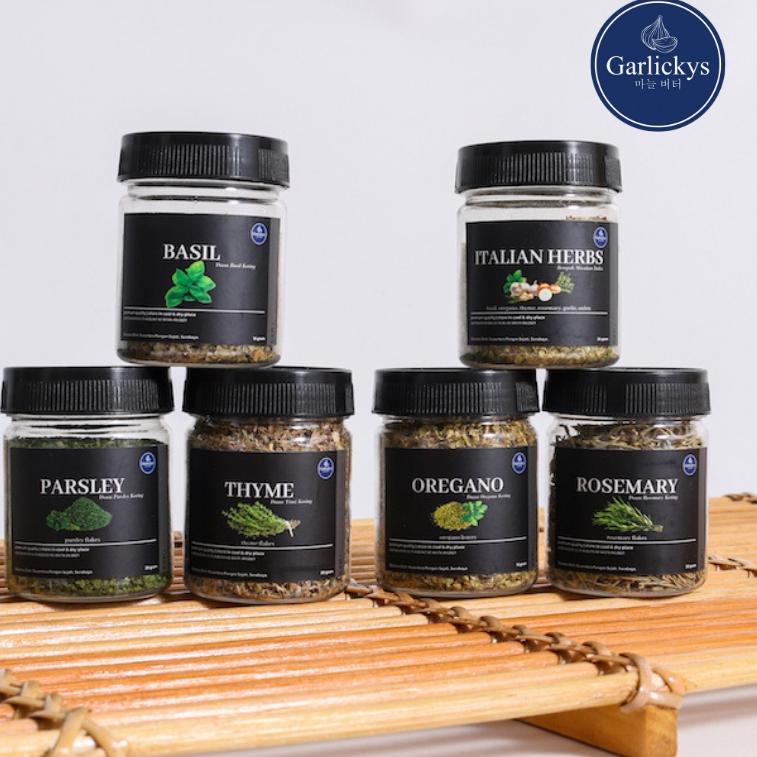 

Murah / InS GARLICKYS Parsley Oregano Thyme Rosemary Italian Herbs Seasoning Basil Daun Parsley Kering Parsley Bubuk Daun Oregano Kering Oregano Bubuk Daun Thyme Kering Bubuk Daun Rosemary Kering Bubuk Daun Basil Kering Bubuk Parsley Mpasi Parsley Flakes