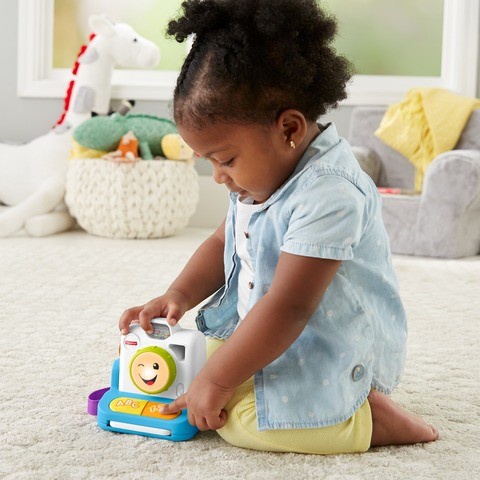 FISHER PRICE CLICK &amp; LEARN INSTANT CAMERA / GJW19