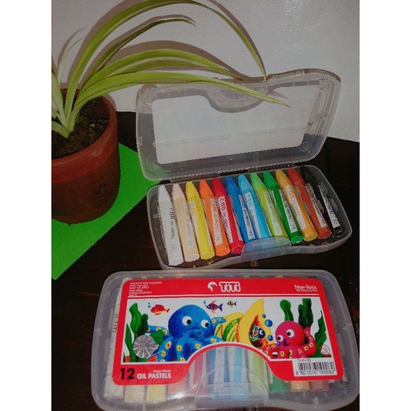 

TITI 12 Oil Pastels / Crayon / Krayon Minyak 12 warna