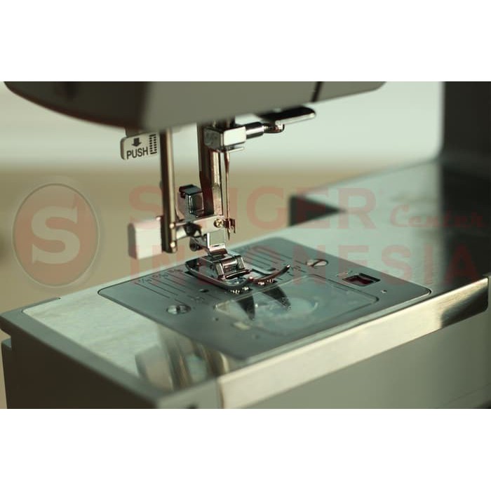 Mesin Jahit Portable SINGER 4432 Heavy Duty