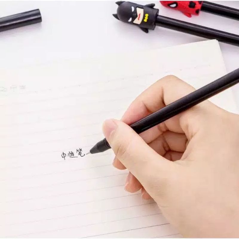 

Pulpen Tinta Gel / Pena Karakter Cartoon Warna Hitam Random