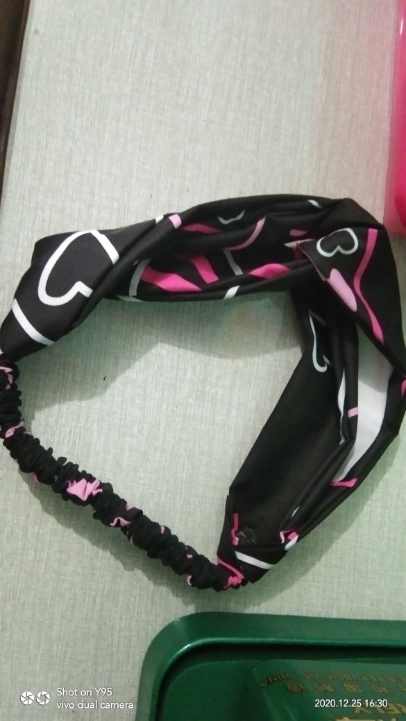 Heart Beat - Kain Sprei Katun Lokal Meteran Star Deluxe