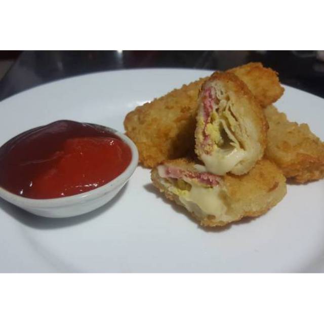 

RISOLES MAYO (RISOL MAYO) ISI BEEF TELUR DAN MAYO 1 PAK ISI 10