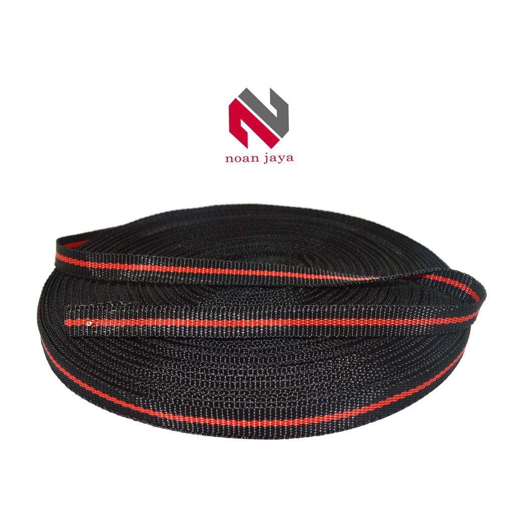 

TALI LANYARD 1 CM STRIP HITAM MERAH PANJANG 36 YARD 027 10 STRIP HM