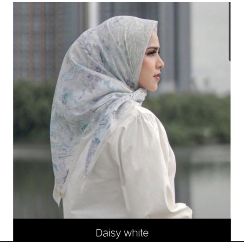 daisy series buttonscarves