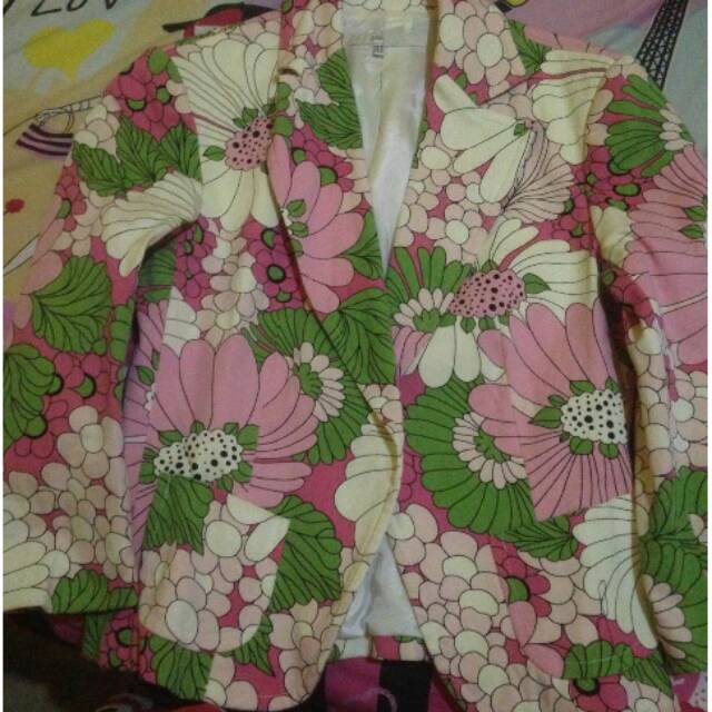 Blezer bunga merk ZARA. ORIGINAL.