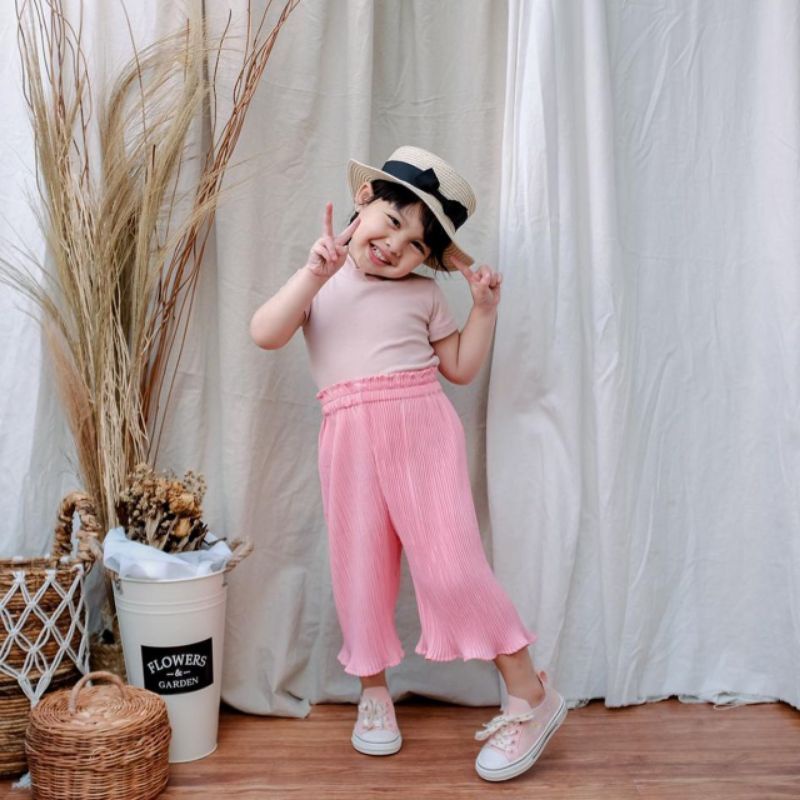 Kalunaku - Liladelia - Plisket Set - Setelan Anak - Plisket Anak - Celana Plisket