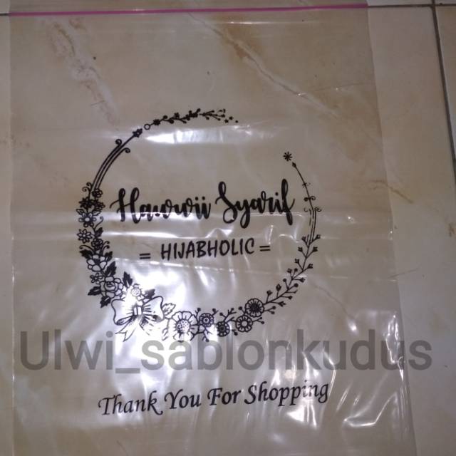 Plastik klip gamis , baju , celana